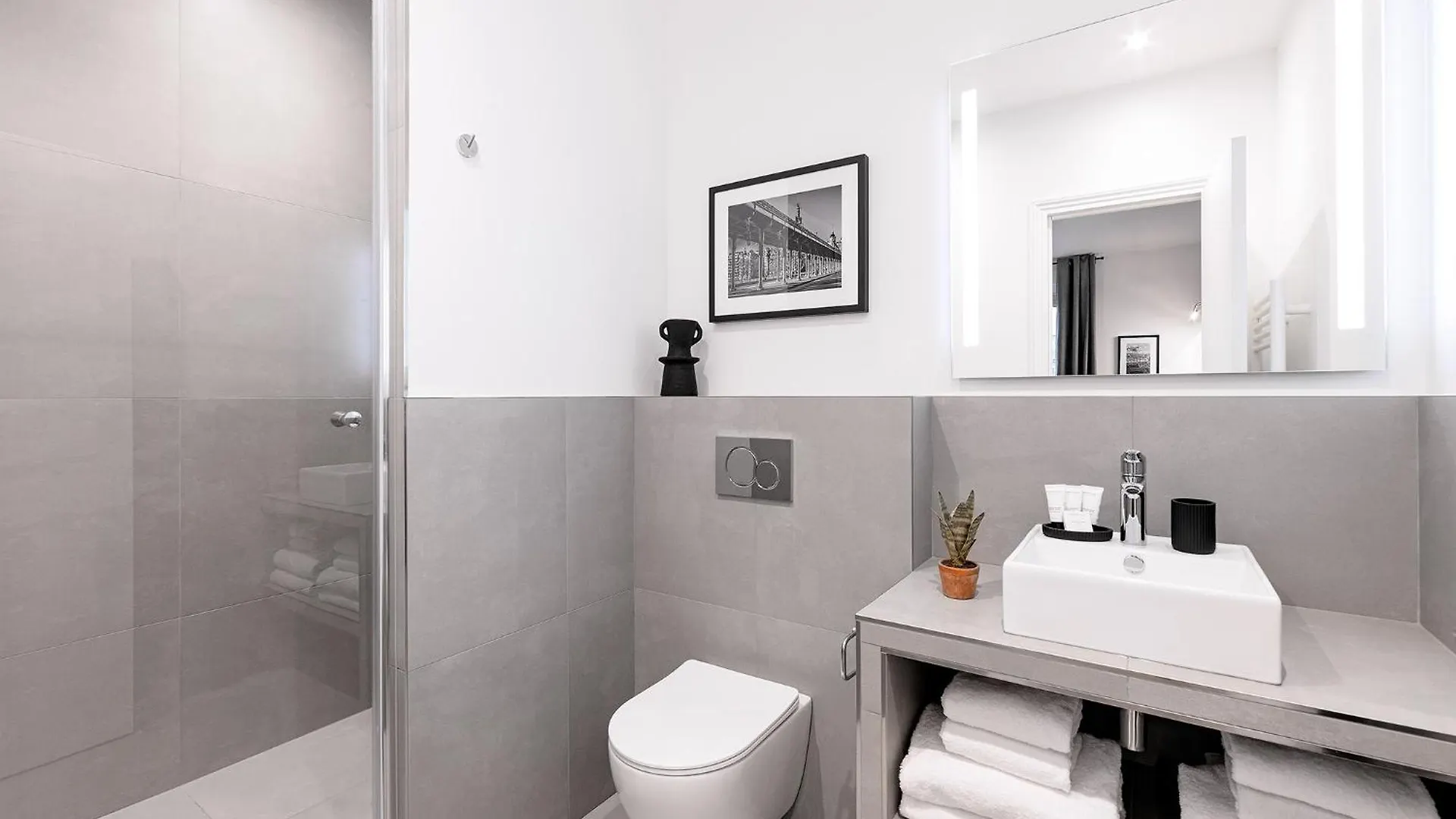 Livinparis - Luxury A/C 3 Bedrooms Opera III